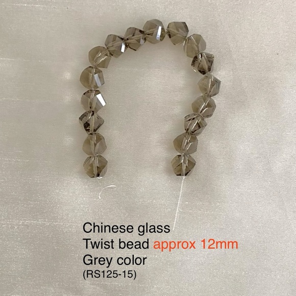 20 stands of Glass beads - Picture 6 of 16